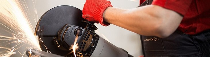 Карнизы для спальни любого размера