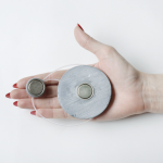 фото магнит для штор «вулканический камень» ø7 см для л/с/т веса с леской 30 см серый мрамор в интернет-магазине Олексдеко