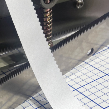 изображение лезвие запасное для станка для зигзагообразной резки ткани на olexdeco.ru