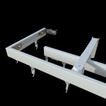 фото стеновой профильный карниз для штор «универсал» с прямыми поворотами к стене двухрядный белый в интернет-магазине Олексдеко