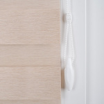 Рулонная штора «Мини День-Ночь» фурнитура Белая. Ткань коллекции «Саванна» Шампань (компл. Besta)