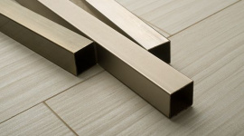 Металлические трубы «квадро» 20х20 мм для карнизов