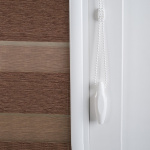 Рулонная штора «UNI 1 День-Ночь» фурнитура Белая. Ткань коллекции «Саванна» Корица