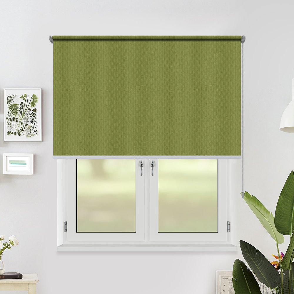 Рулонная штора «Toledo» ø28 фурнитура Хром. Ткань коллекции «Плэин» Фисташковый