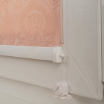 Рулонная штора «Мини» фурнитура Белая. Ткань коллекции «Арабеска» Розовый (компл. Besta)