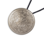 Клипса магнитная «Узор» ø7 см усиленная на кожаном шнуре 30 см (ХМ)