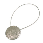 Клипса магнитная «Ривьера» ø6 см для легкого и среднего веса штор с тросом 38 см (ХМ)