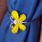 Клипса магнитная «Стрекоза» размер 7 см для легкого и среднего веса штор с тросом 38 см (Ваниль)