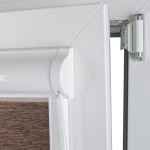 Рулонная штора «UNI 2 День-Ночь» фурнитура Белая. Ткань коллекции «Саванна» Шоколад